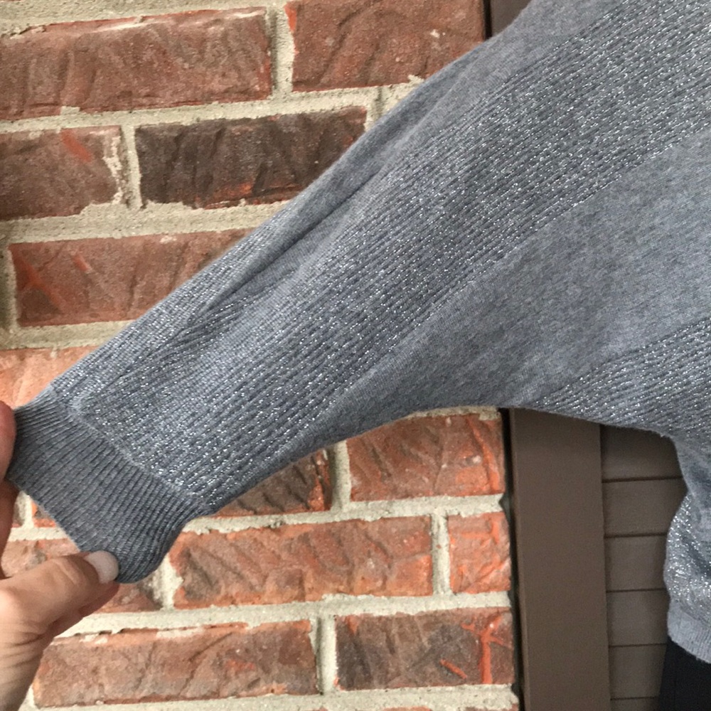Express Sweater - Picture 3 of 5